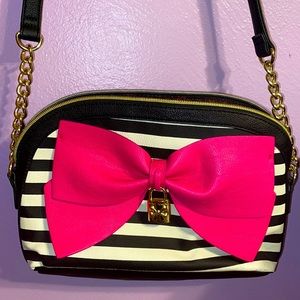 Black/white & pink crossbody
